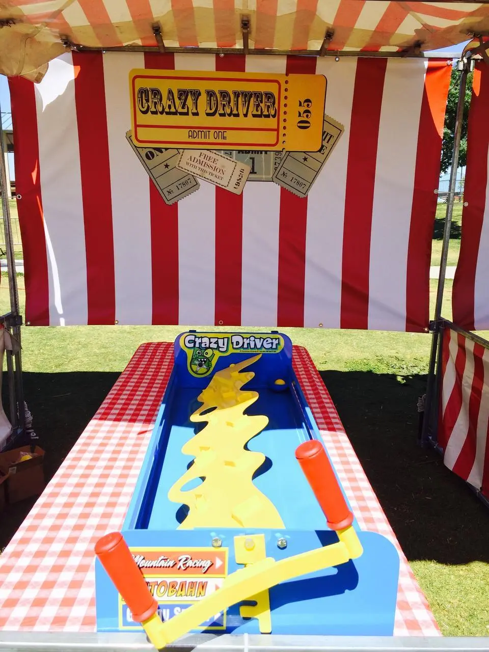 Crazy driver carnival game for rent in Las Vegas