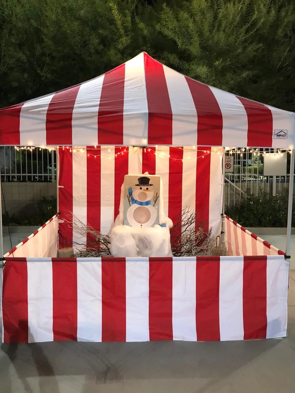 Snowman toss carnival game for rent in Las Vegas