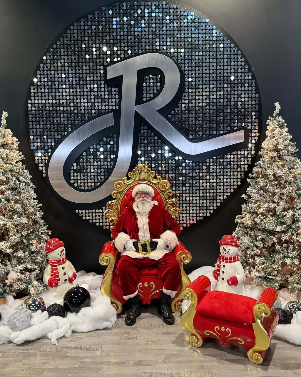 Santa claus throne holiday event photo opportunity for rent in Las Vegas